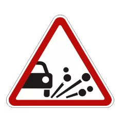 Дорожный знак 1.18 «Выброс гравия» на белом фоне
