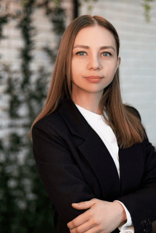 Демина Алина Фото